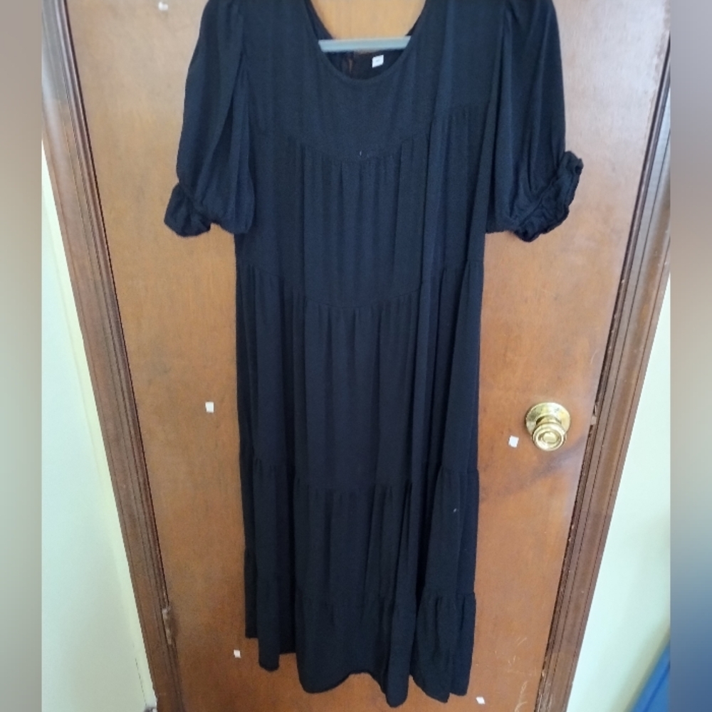 Black midi dress